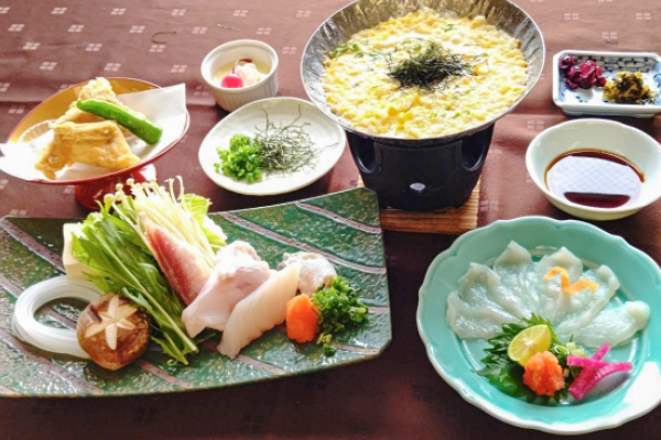 4839 淡路島育ちのみかん狩りと御食国で味わう「ふぐ御膳」