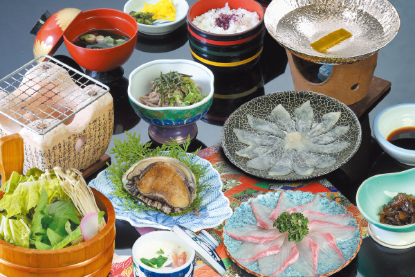 5920 伊根の寒ブリと冬の味覚満載御膳