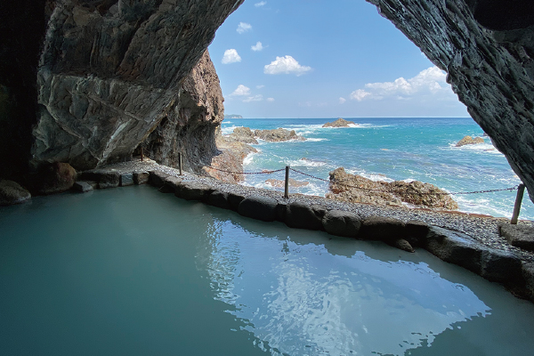 2855南紀勝浦温泉ホテル浦島と紀伊半島の世界遺産を巡る