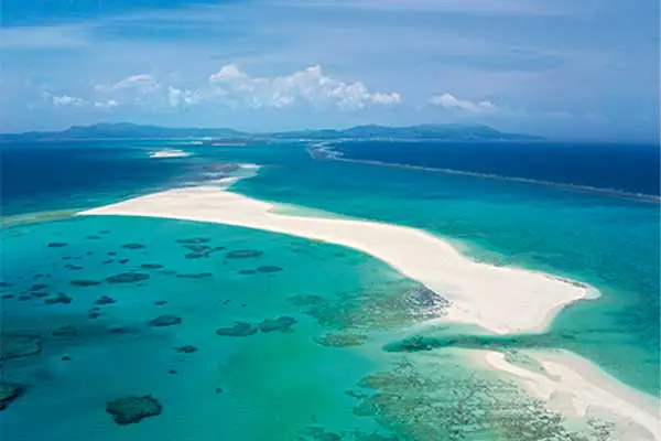 1815琉球列島でもっとも美しい「琉美の島」久米島と沖縄本島の世界遺産を巡る