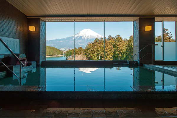 2854富士山ビューの絶景宿「休暇村富士」と日本一の山富士山を望む
